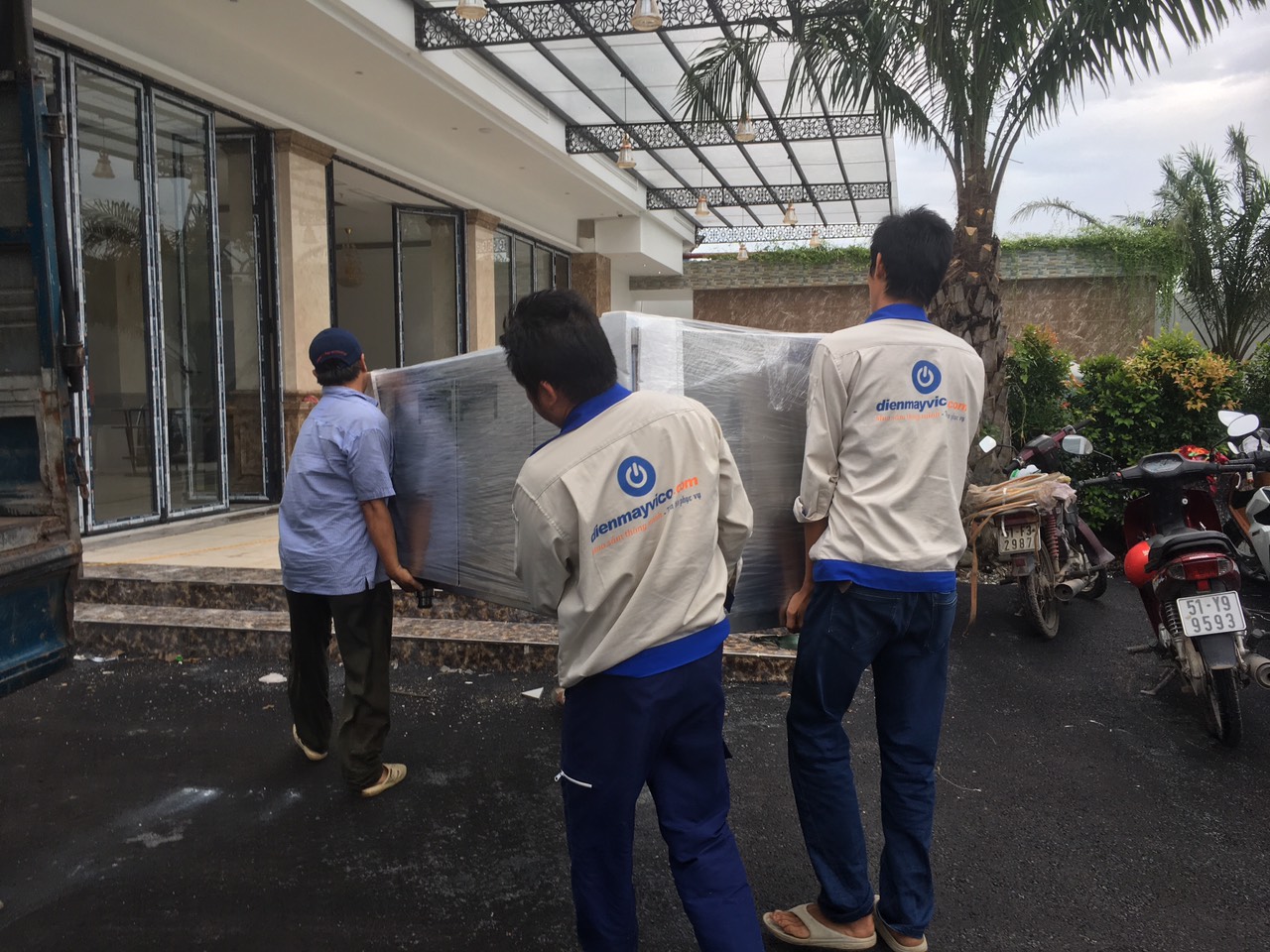 4d2858468be96fb736f8