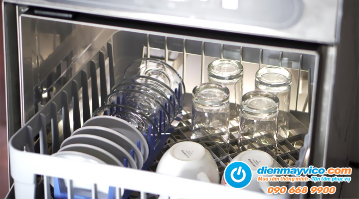 Bên trong Máy rửa ly chén để quầy Krupps C640