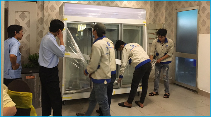 Lắp đặt tủ mát cánh kính tận nơi
