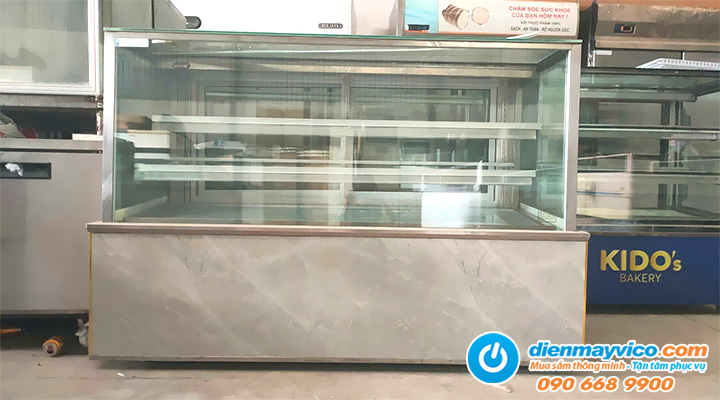 Thanh lý tủ bánh kem kính vuông 3 tầng 1m8